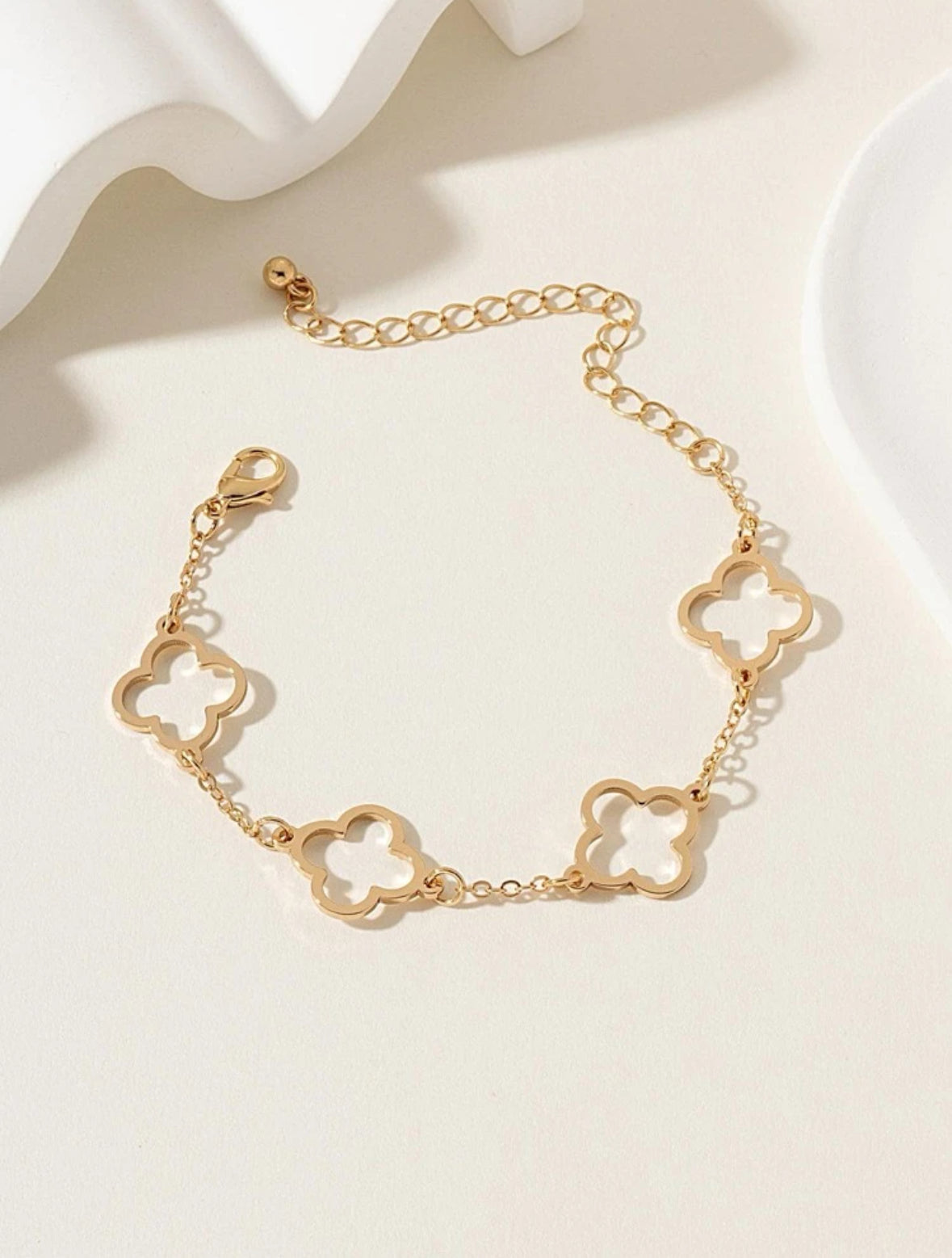 Gold Clover bracelet