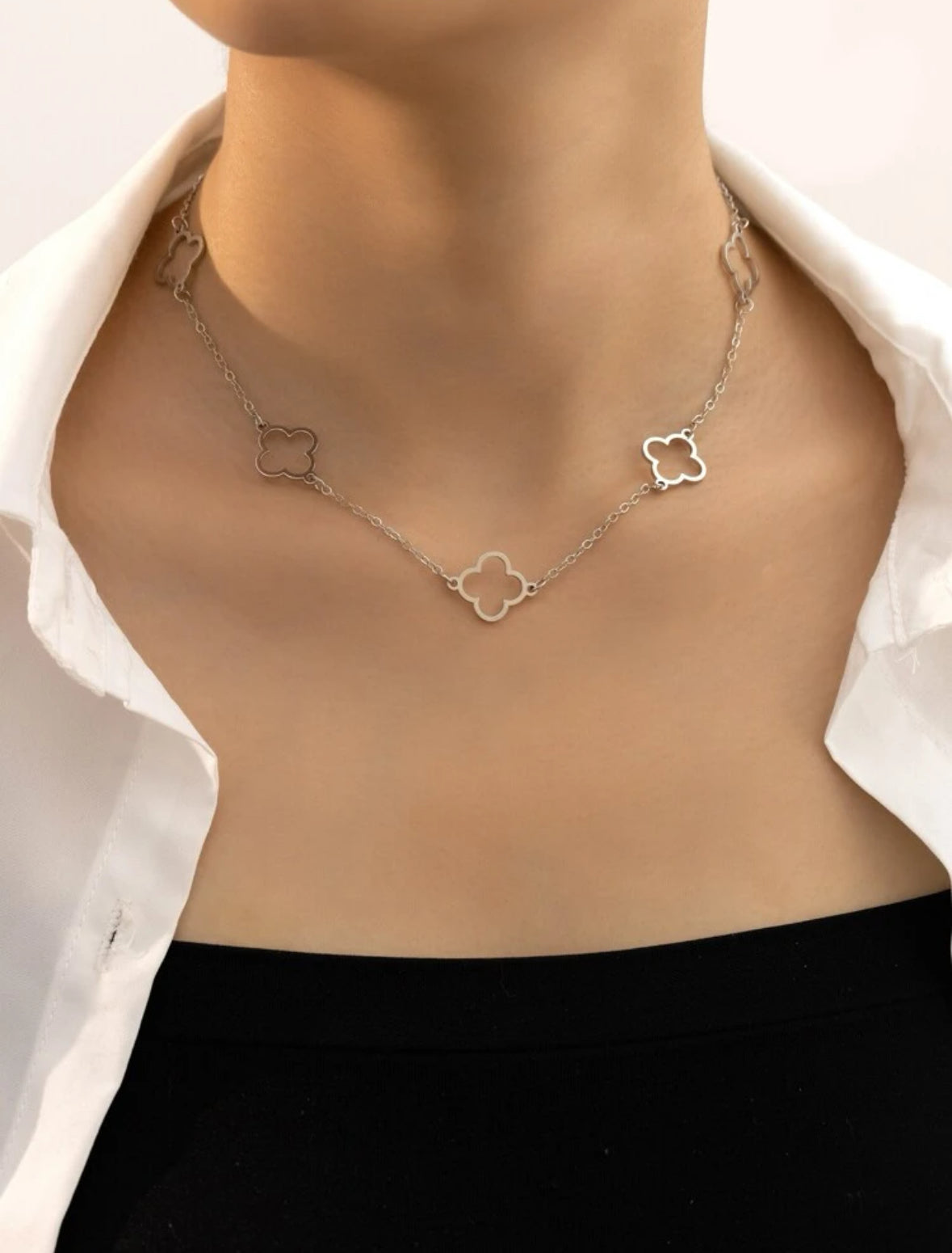 Clover Necklace Sliver